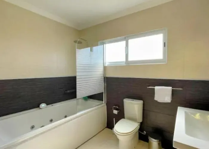 Urban Park House Сasa de vacaciones Fajã de Baixo