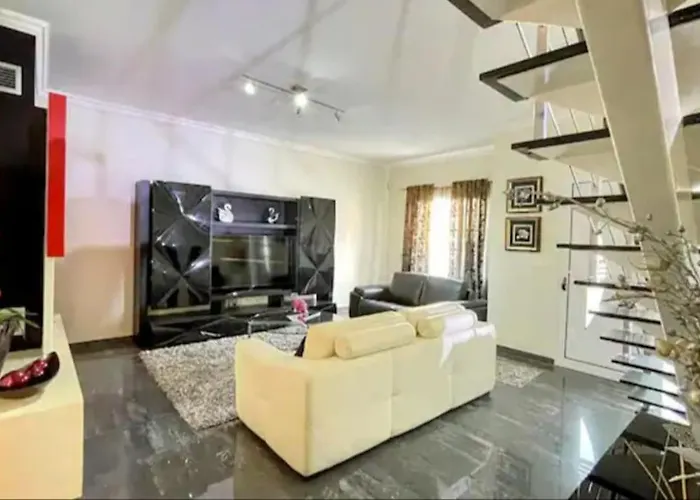 Urban Park House Holiday home